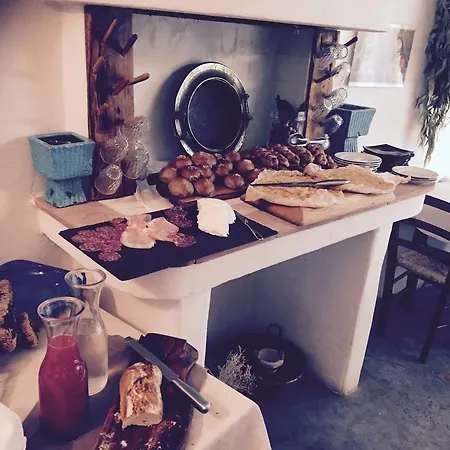 Il Portico Муравьера